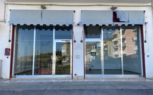 Magazzino commerciale zona Quadrivio Spinasanta