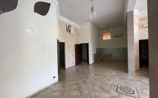 Magazzino commerciale zona Quadrivio Spinasanta